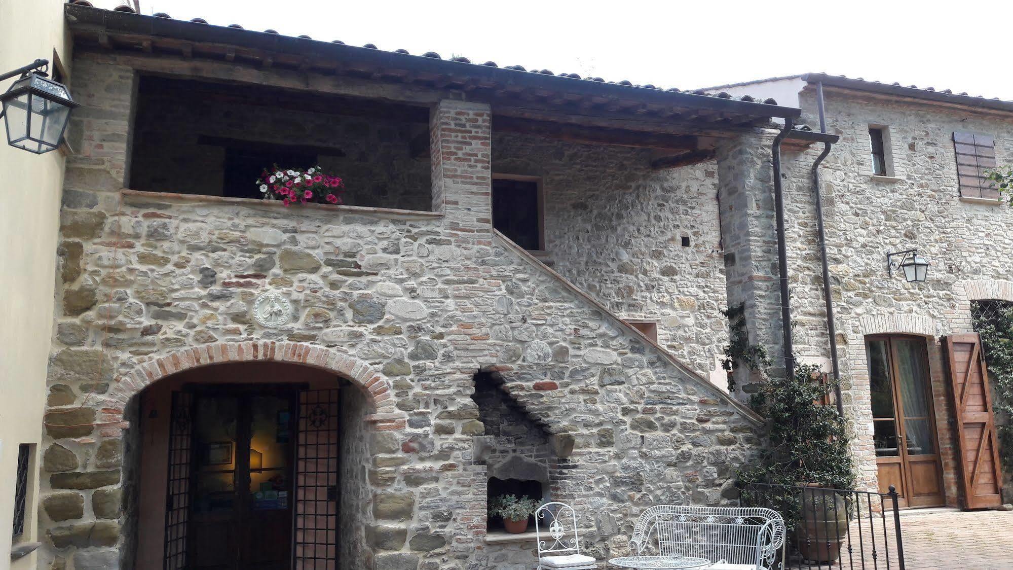 Country Hotel Poggiomanente Umbertide Exterior foto